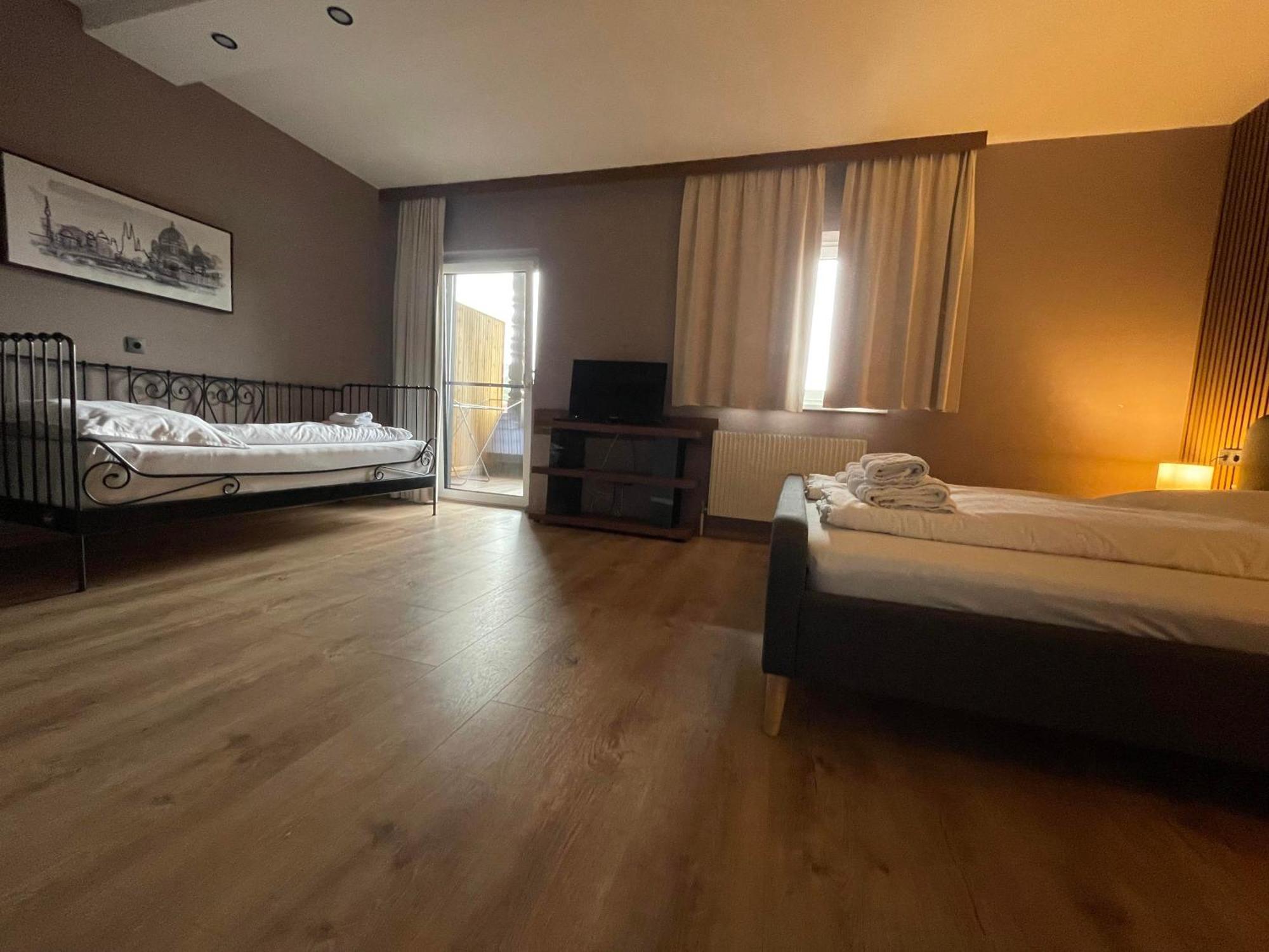 The Art And Sporthotel Innsbruck Ngoại thất bức ảnh